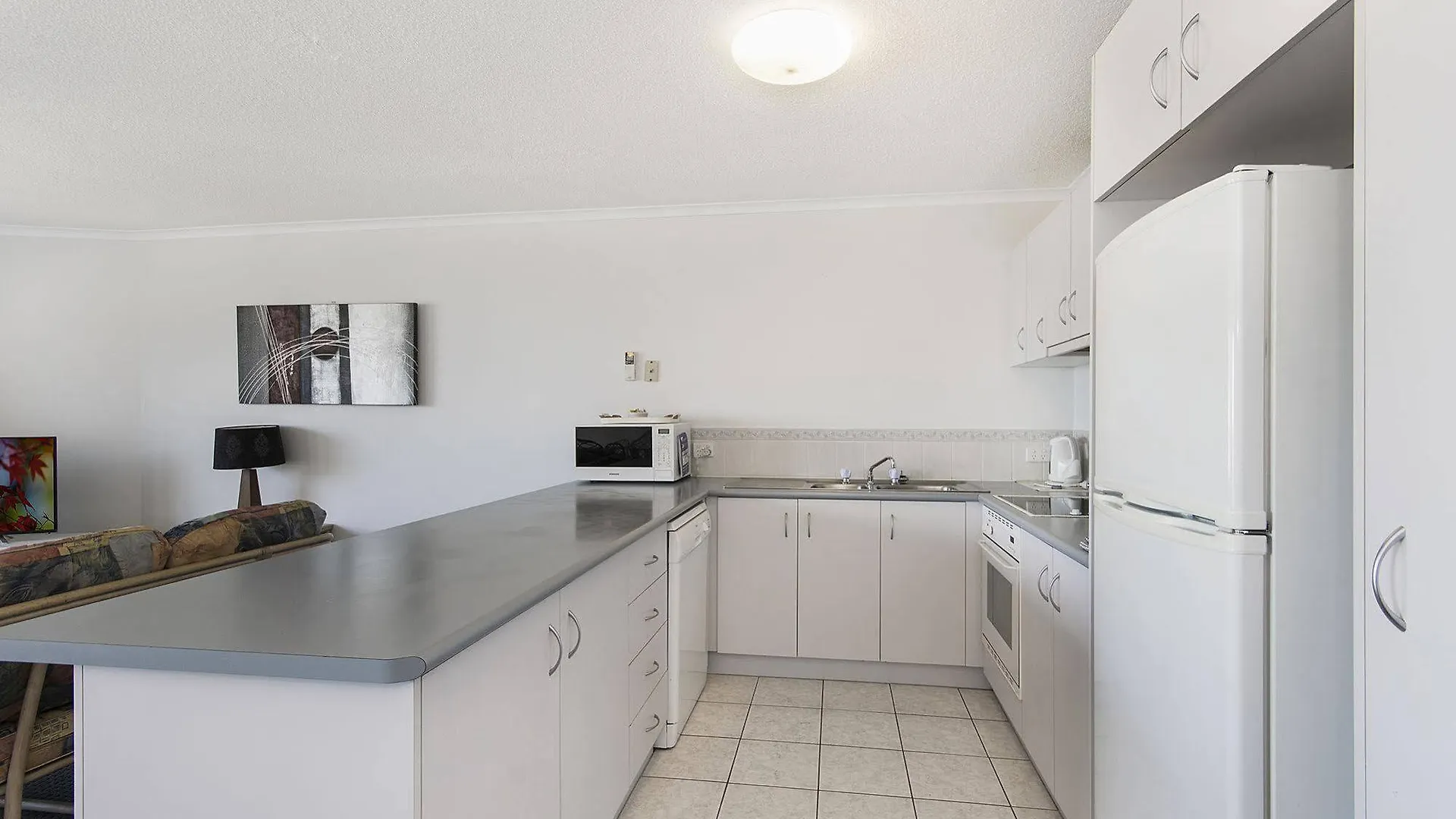 Aparthotel Surfcomber On The Beach Maroochydore